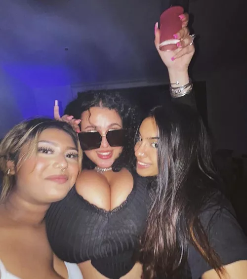 Insane. Wonder what her friends are thinking by Passenger4200