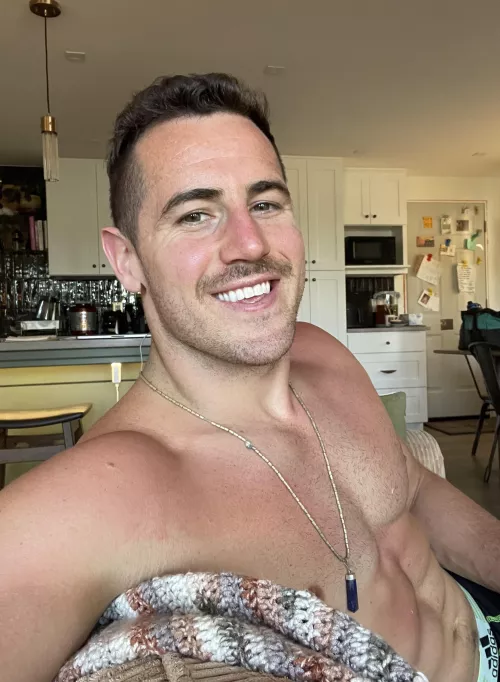 Long week and it’s only Monday by go-to-the-mOuNtAiNs