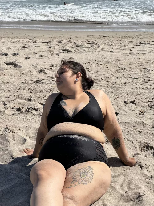 Loving the beach in So Cal 💜 by TifaB88