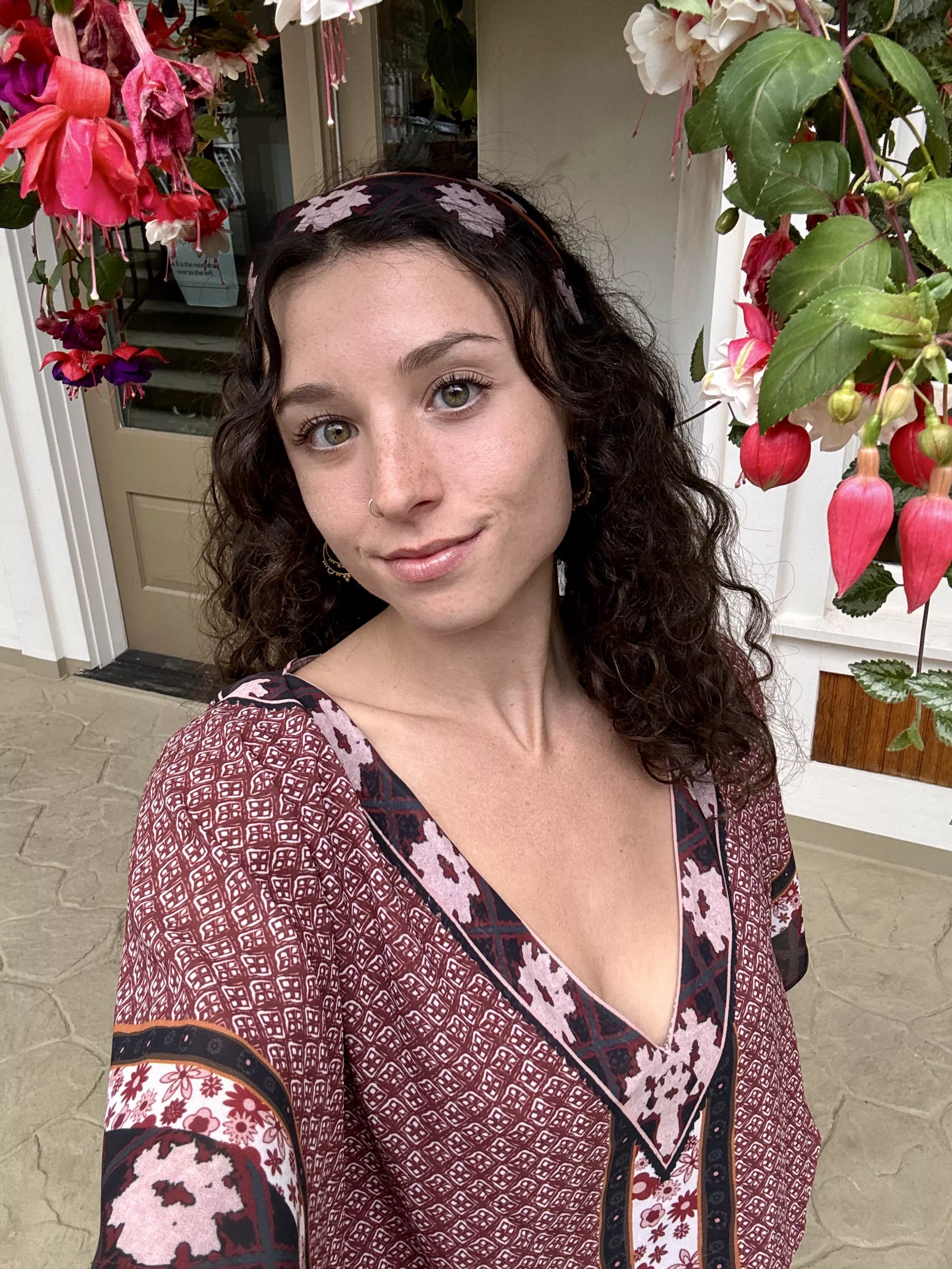 matching the flowers 🌸 posted by forest--fox