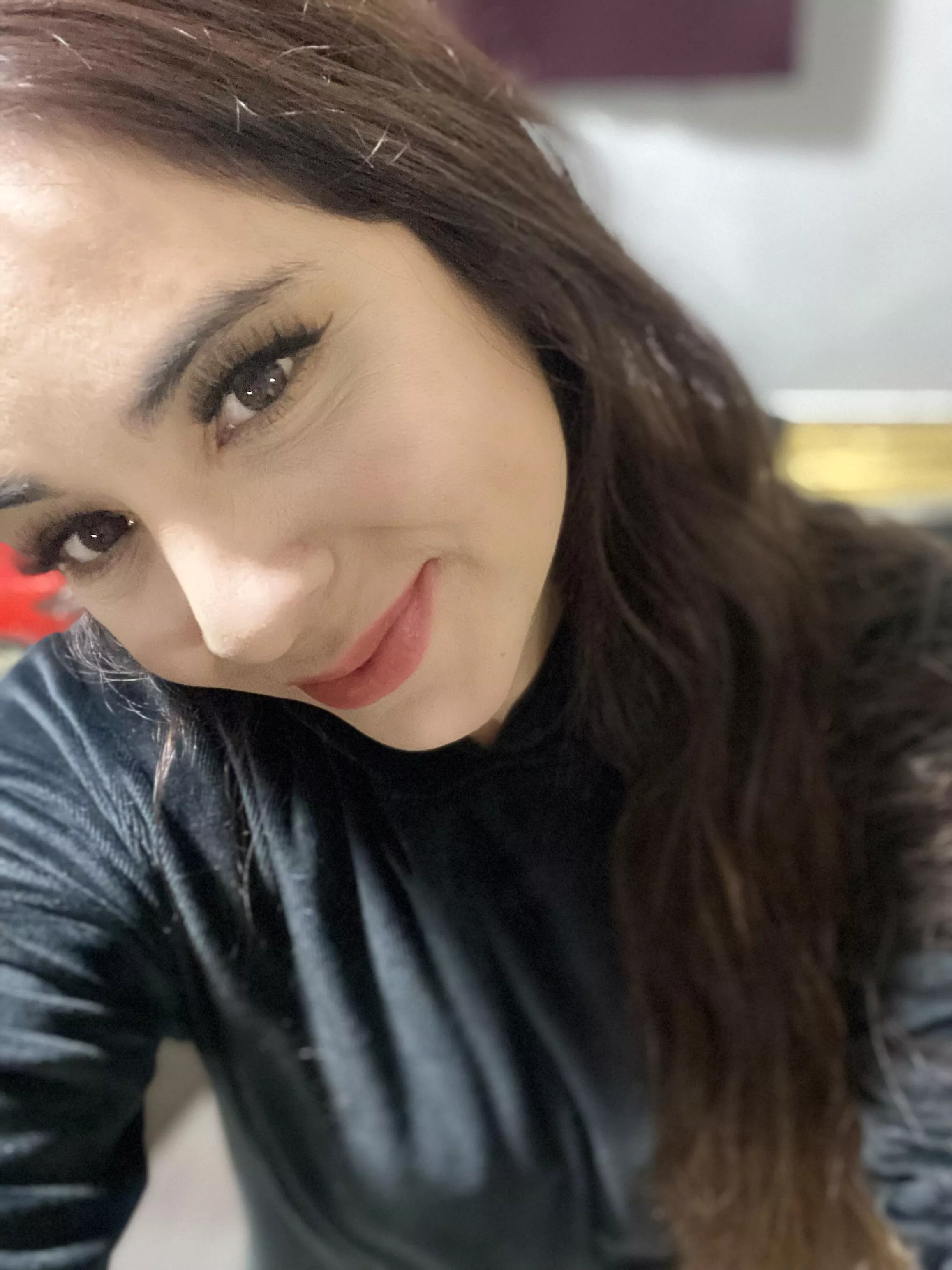 Not everything is explicit sex. Do you want to meet me?☺️ posted by giselecandy