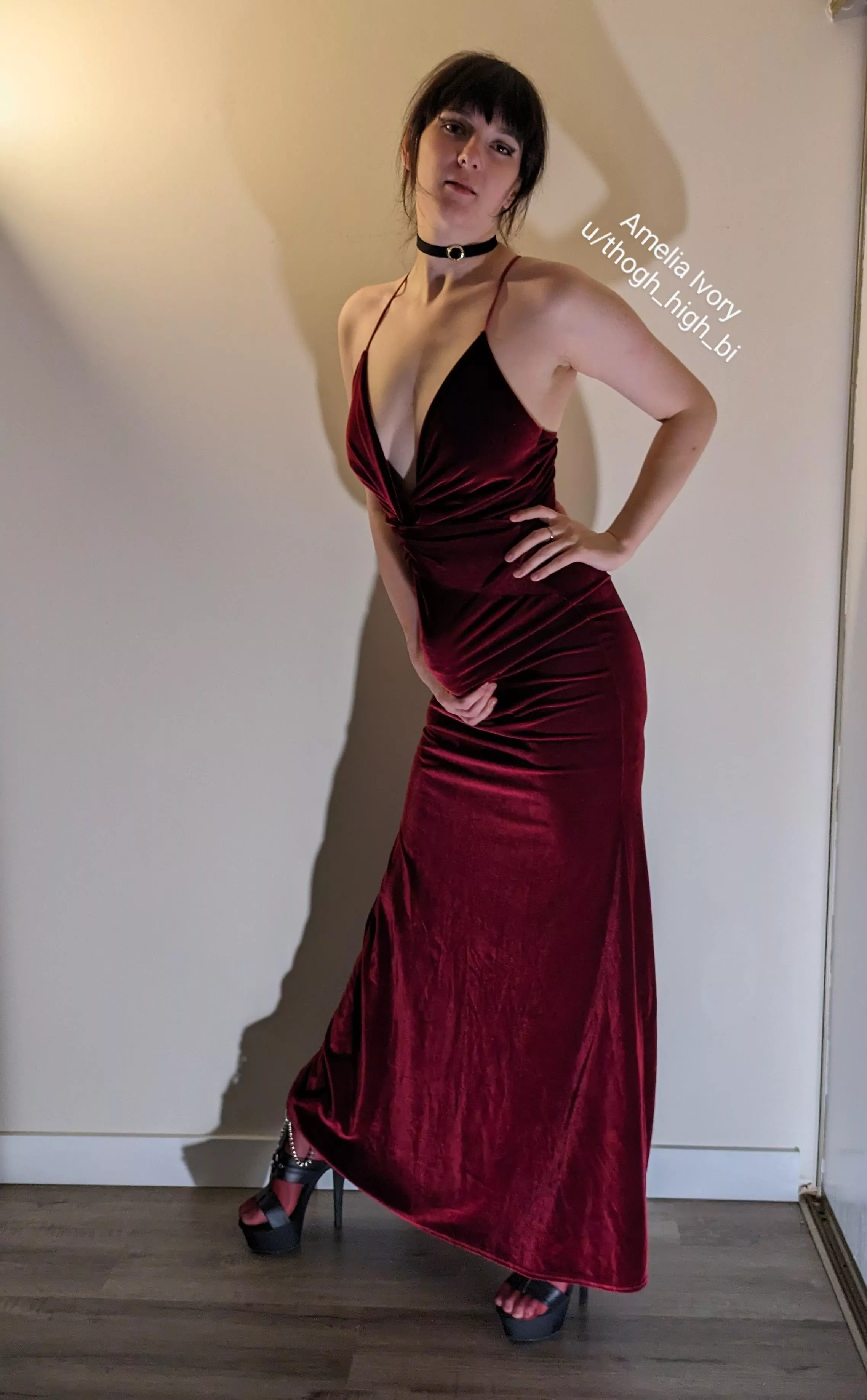 You think you can handle a real woman? Bend over and let's find out... posted by thogh_high_bi