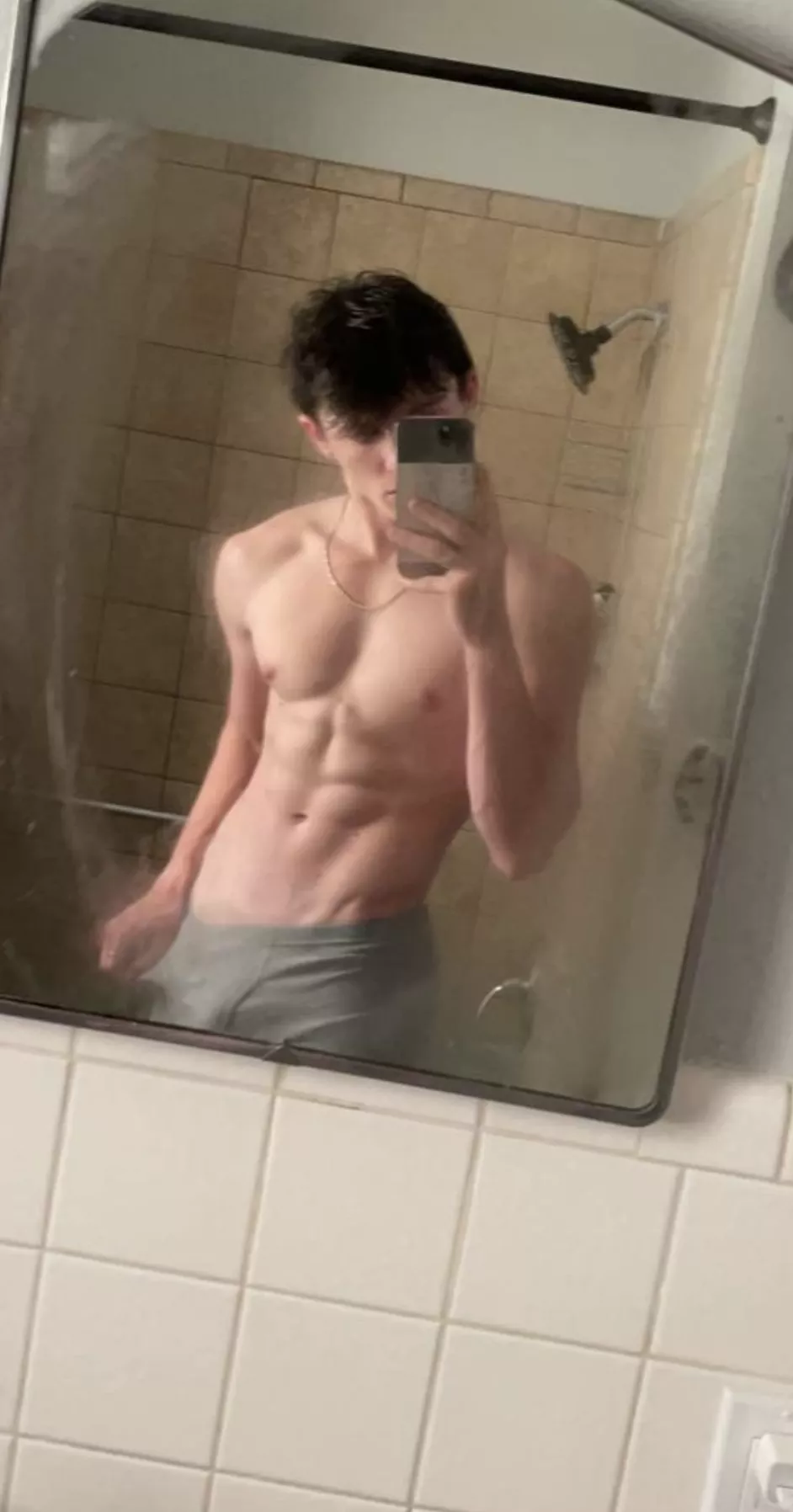 [19] I’m your roommate and you walk into this. What happens next? posted by DylanFaron