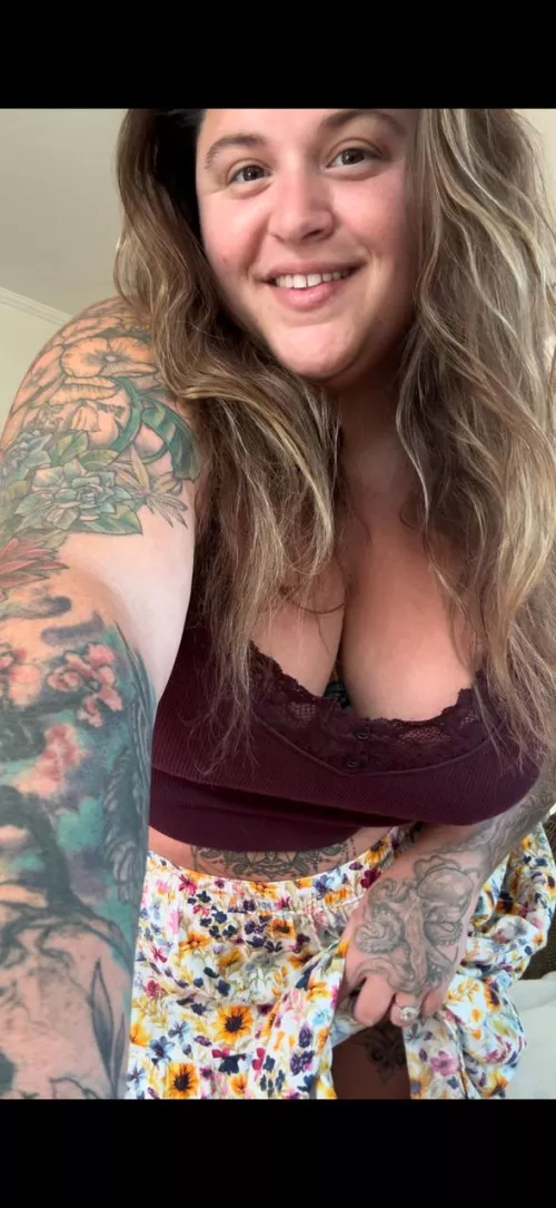 420 friendly bbw milf with a flirtatious soul by handful_heather420