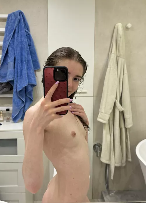 A small and very happy girl by PleasurePearl