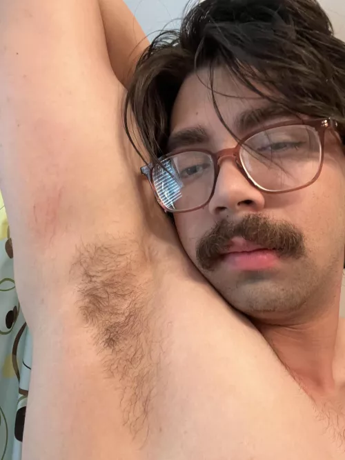 Do you like what you see? by Artistic-Regret-4895