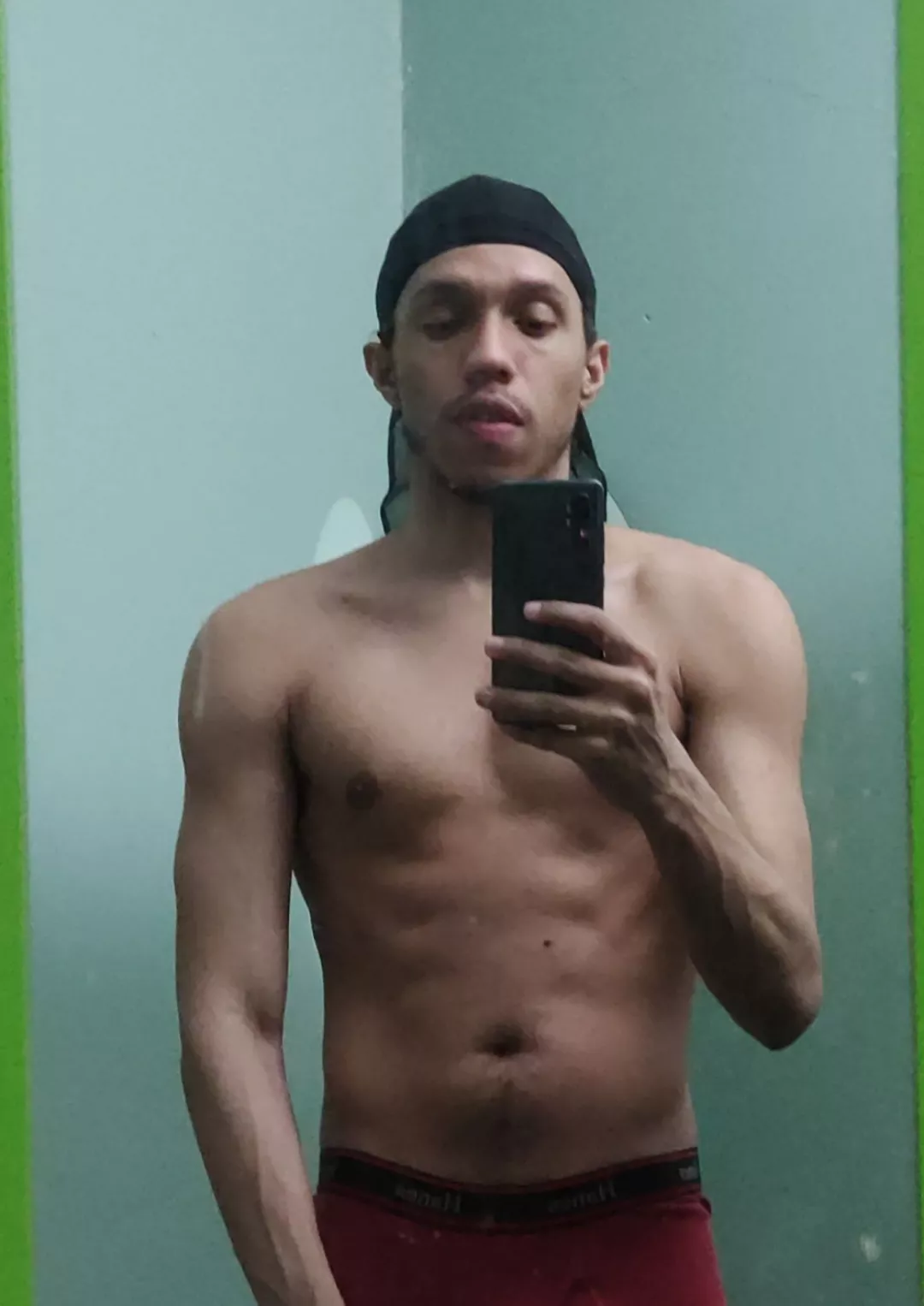 Hmu with face : mileslift posted by emile27