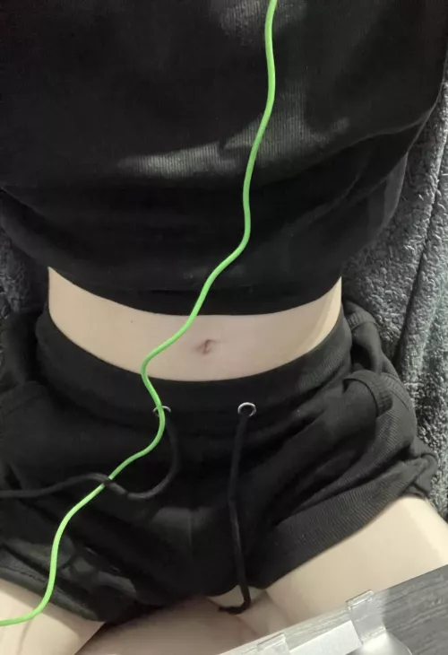 I got my first crop top and am gaming in it :D by Forsaken_Reality_396