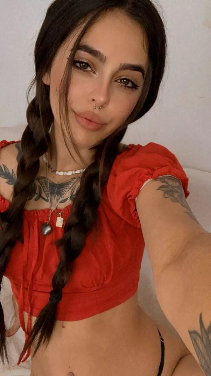 I hope I'm your type of girl posted by SophiaGrace2024