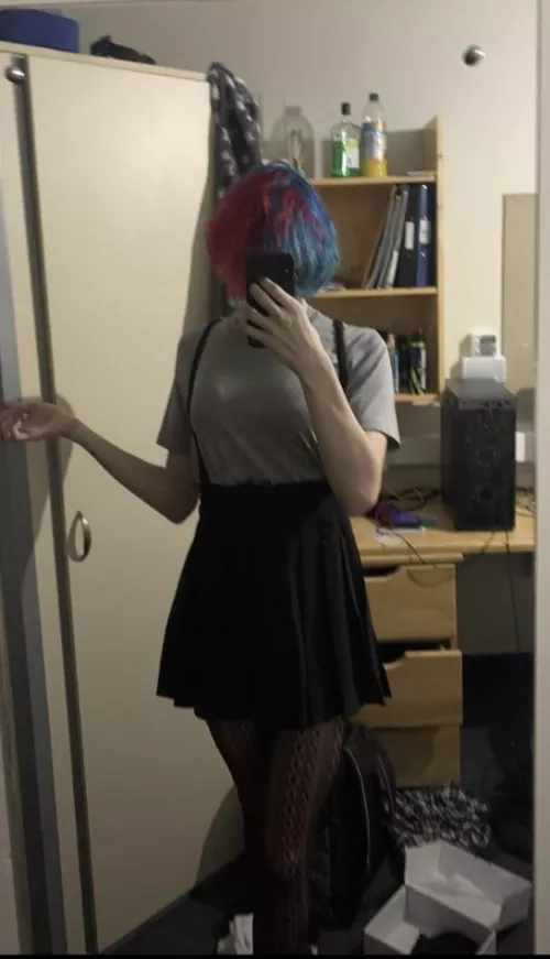 I love how I look 💙 by Realistic_Light1032