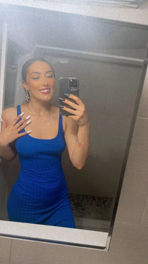 I think me & the color blue are a match, agree? by CuteBandi