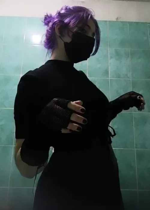 I'm cuckquean, Could you suggest a form of humiliation? I love that my partner cheats on me with my friends, that I spend his money on them, that I lick their pussies full of other men's cum, I like the idea of ​​only wearing my friends' dirty clo by mexslutty