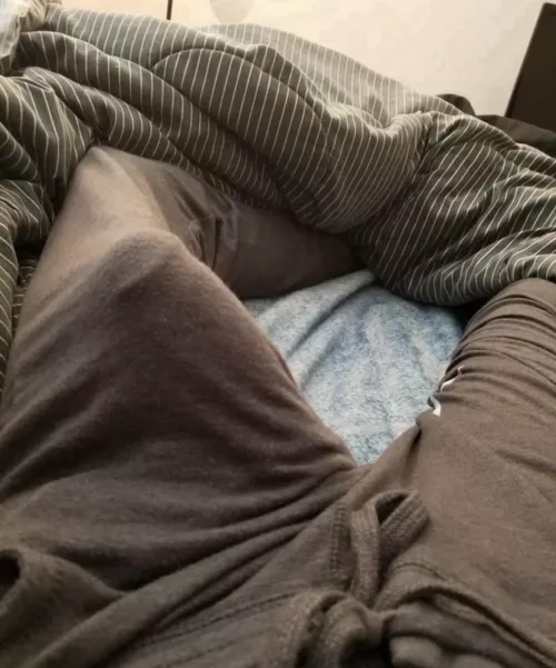 My big fat cock head says heyyy ;) by TheeGuyDerek