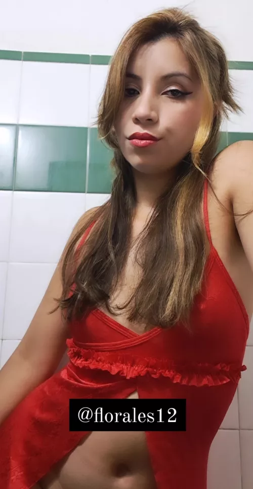 My hair felt so shiny and soft so I decided to take this photo by florales123