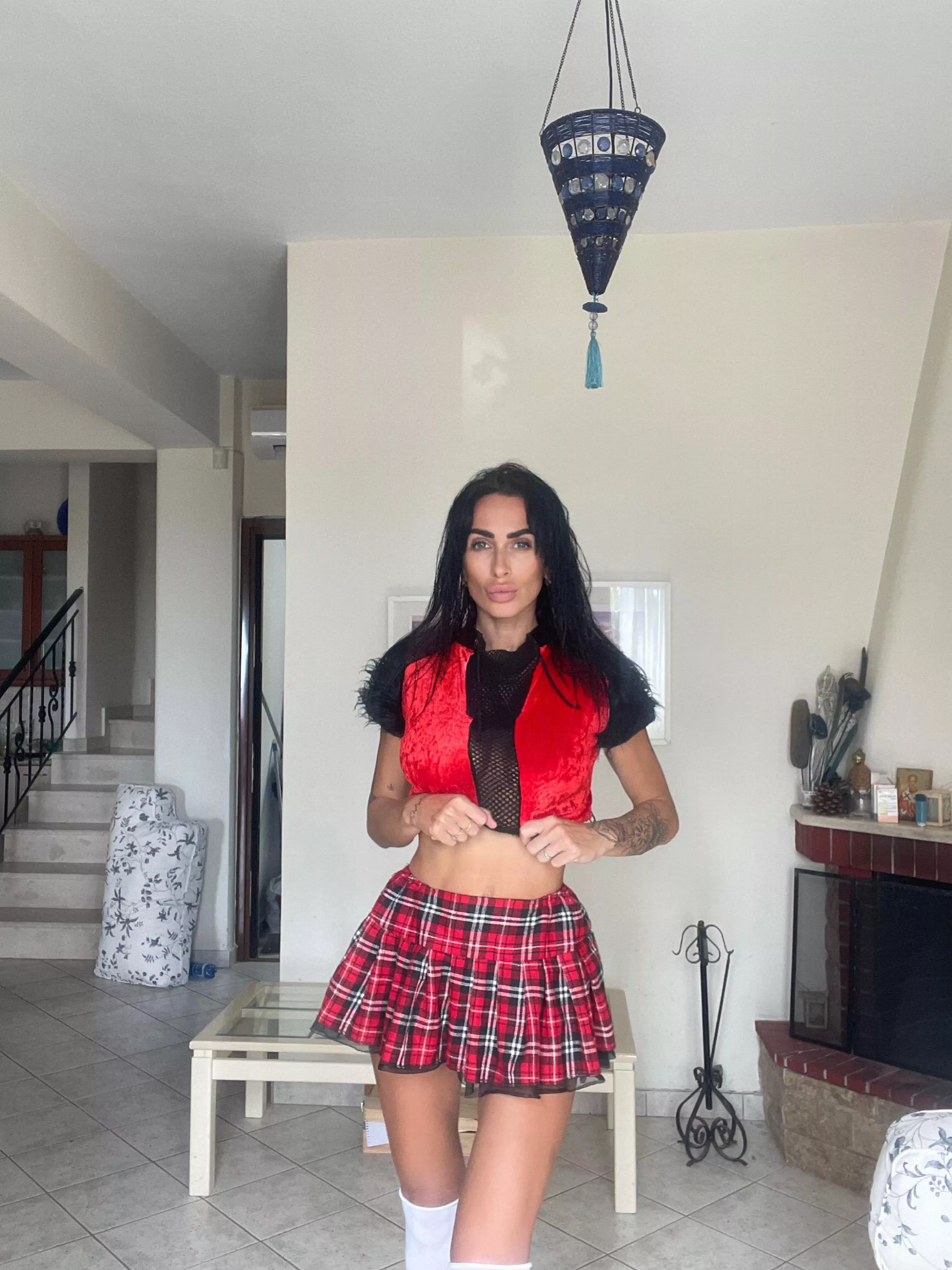 Schoolgirl needs a hot lesson  posted by letolicompa