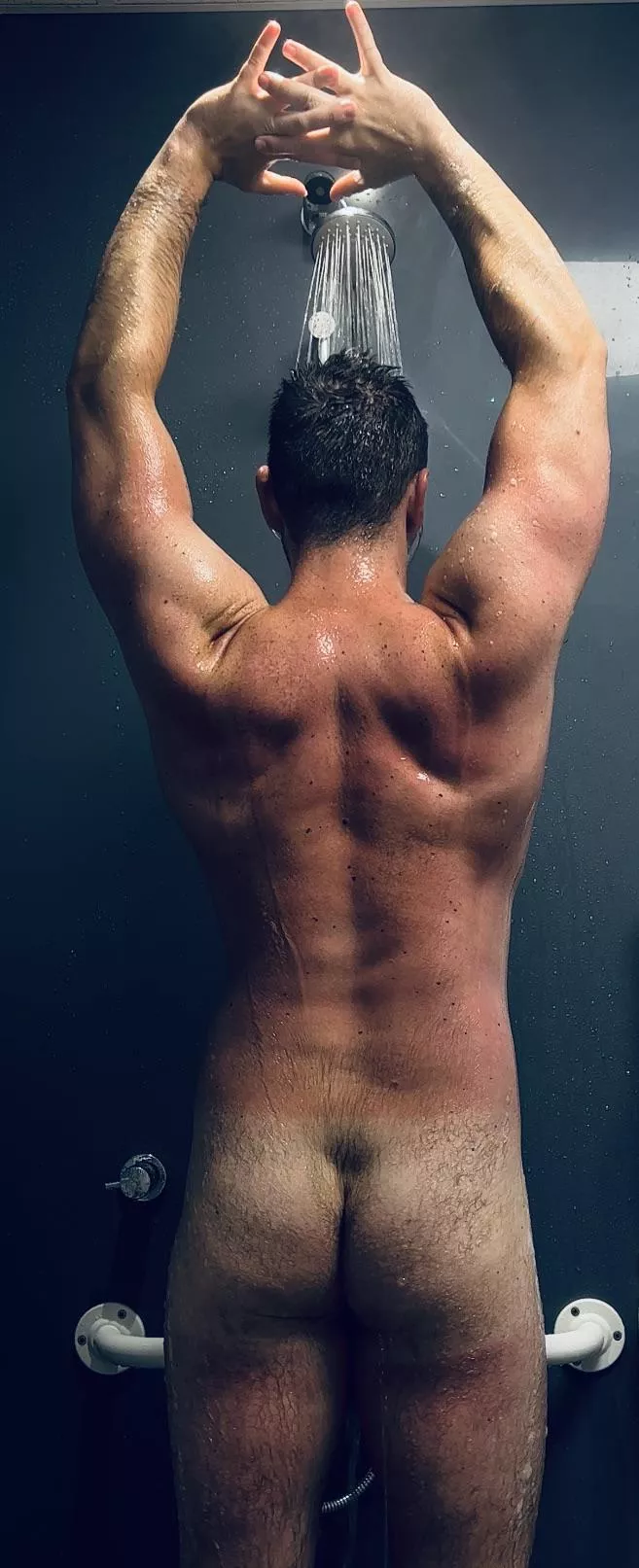 Stretch posted by lost_in_your_world