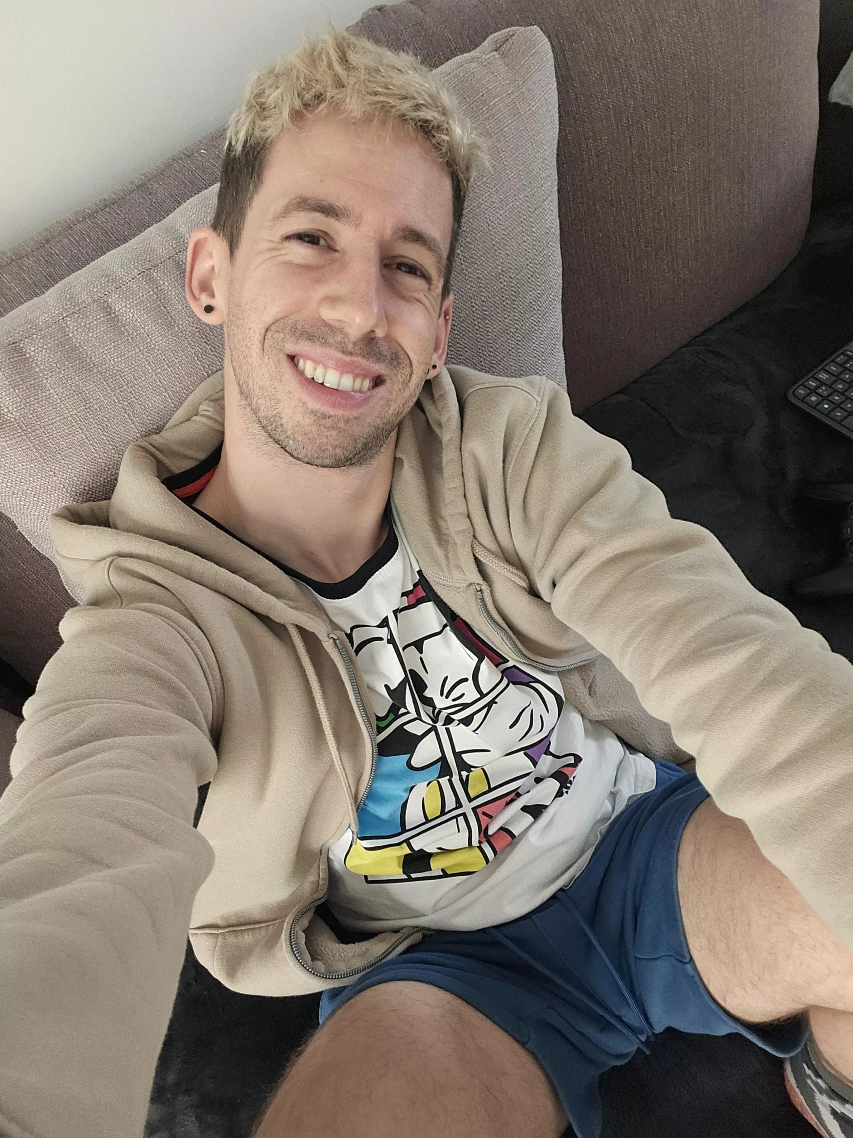 The more I smile the less I see kek. Someone playing GW2? posted by HumanDrawing9357