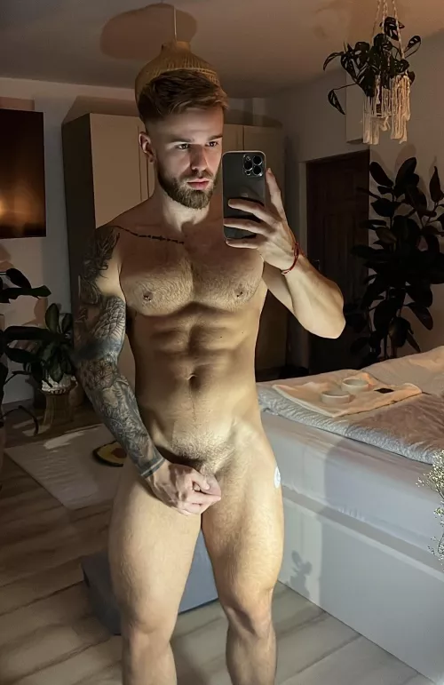 ur hand> by zaniewskimichal