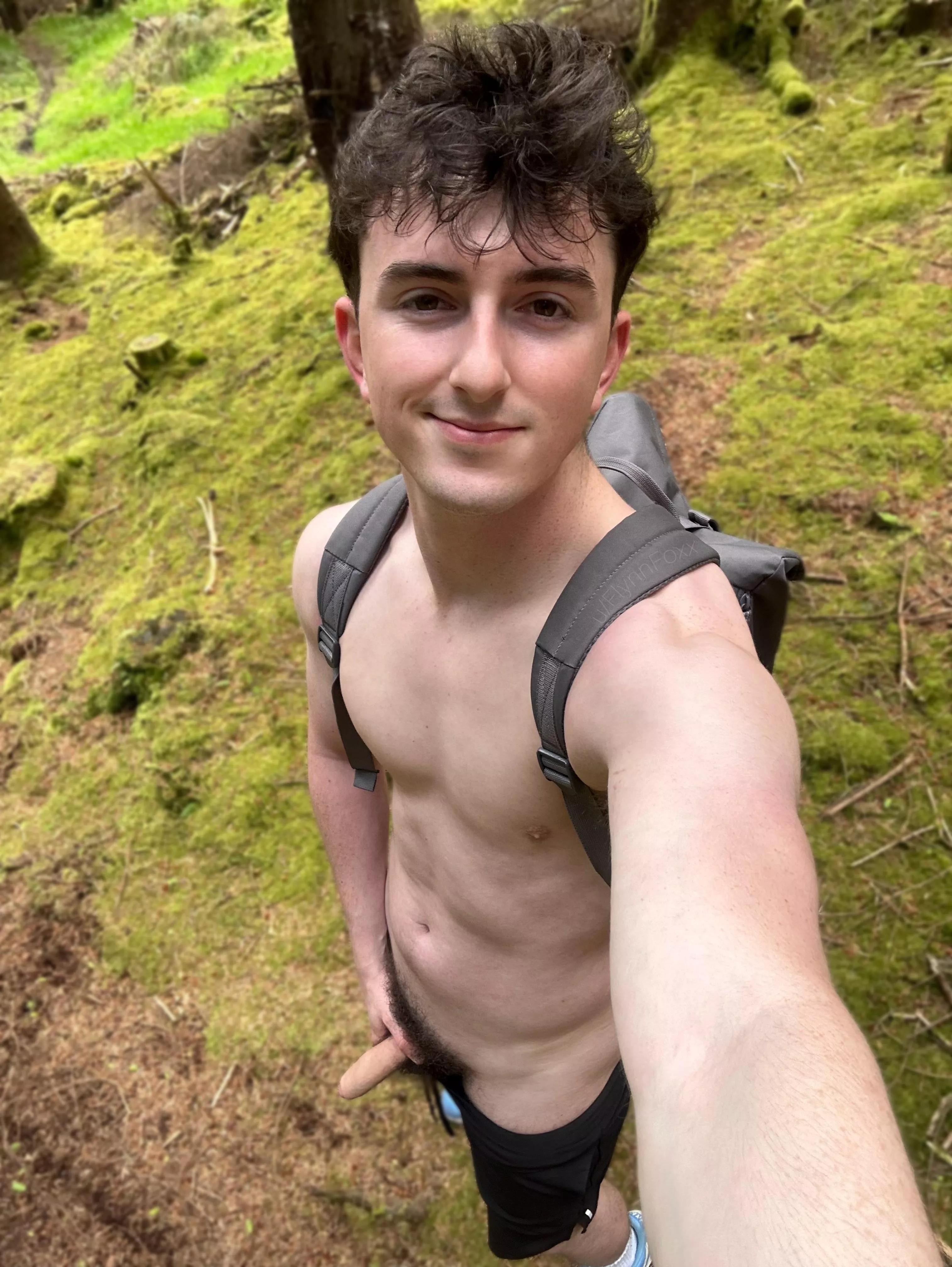 Who’s down to fuck on the hiking trail? 😁 posted by FlynnFoxx