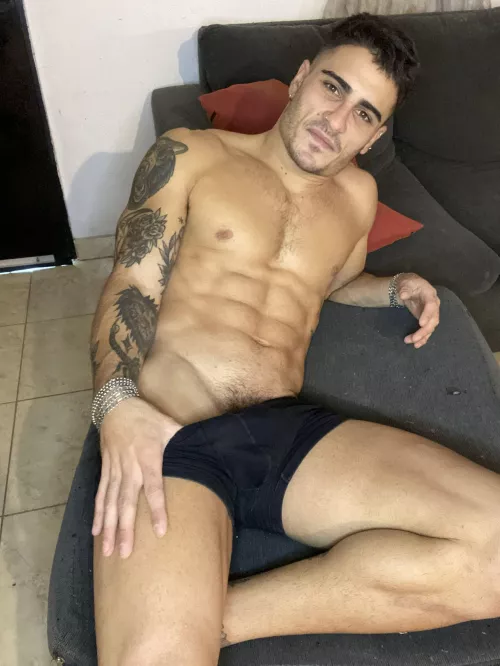  Who's ready to nut all over my hot af body? by OlieTheKing