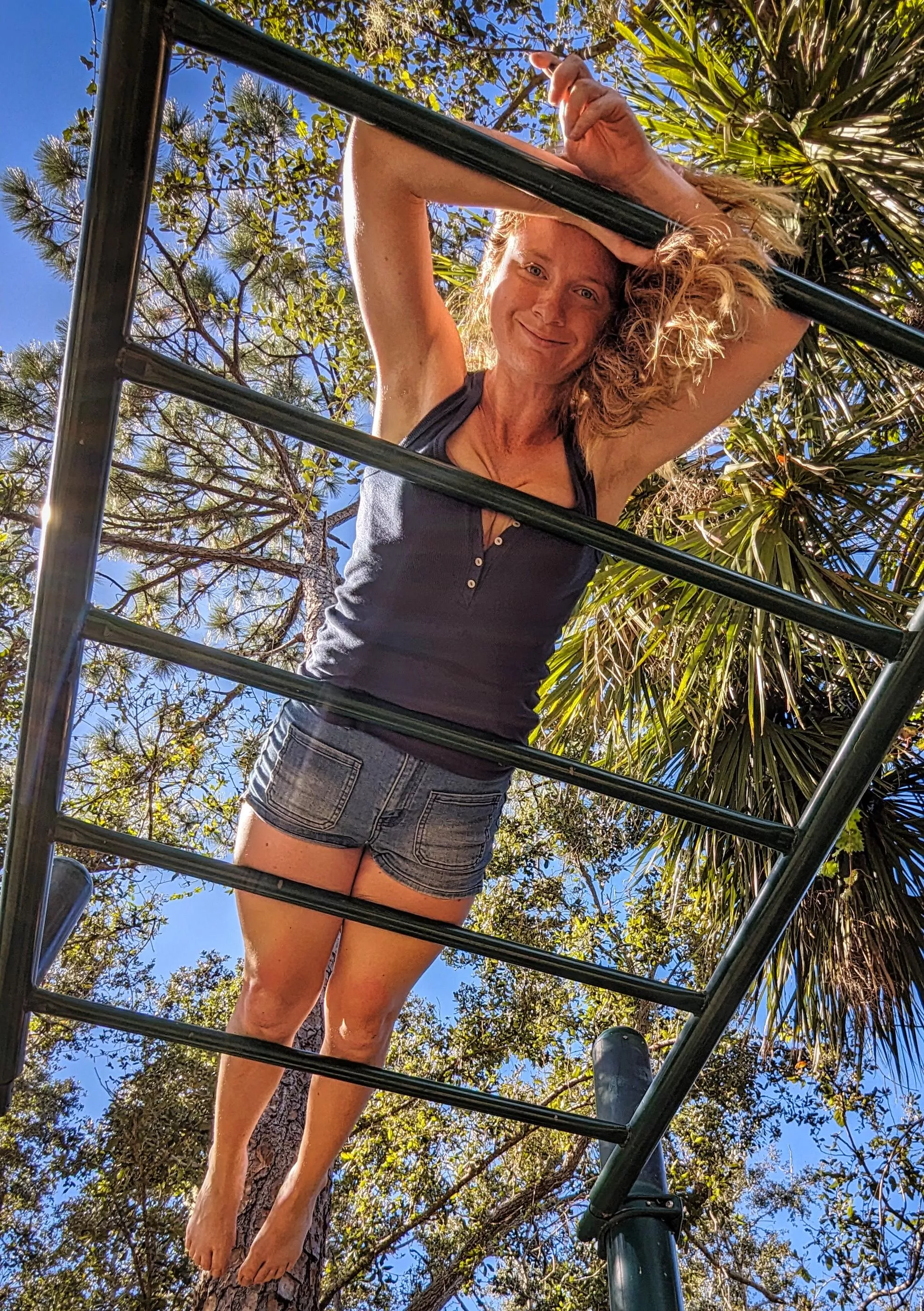 A glimpse into my world as a natural redhead🌍 [F27] posted by Redlilyrose