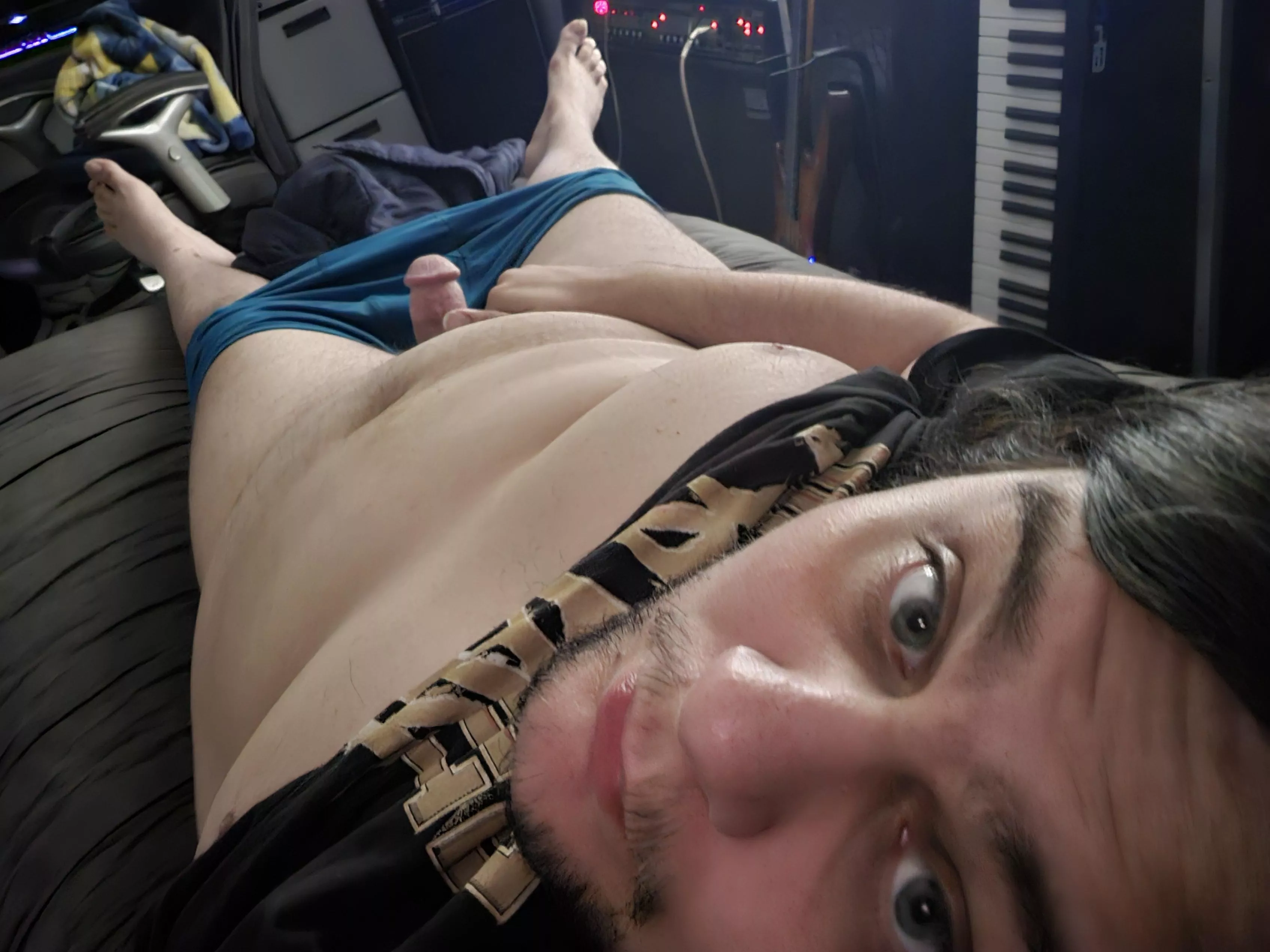 Anyone wanna come help me get this down? With their mouth preferably? (Dms open) posted by justabassist12