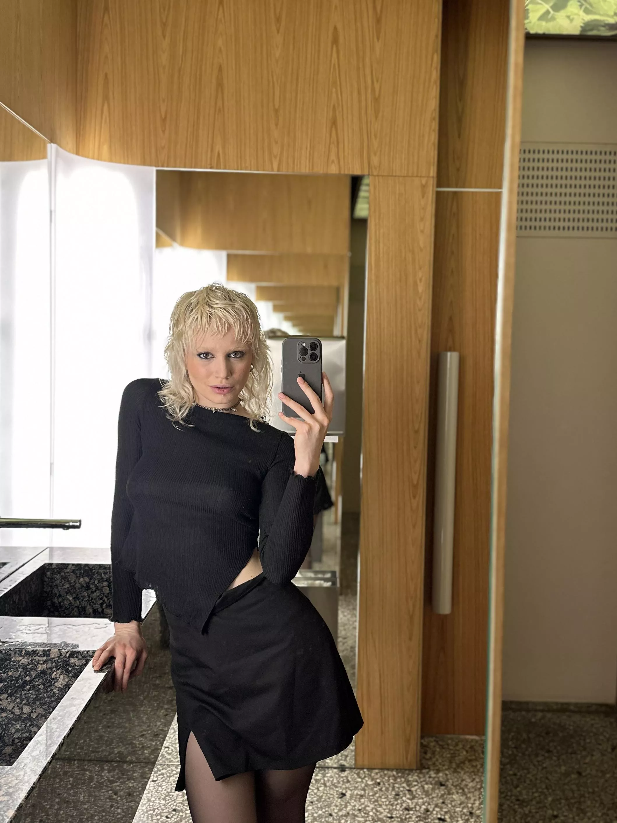 Black is always classy posted by angelicastrabello