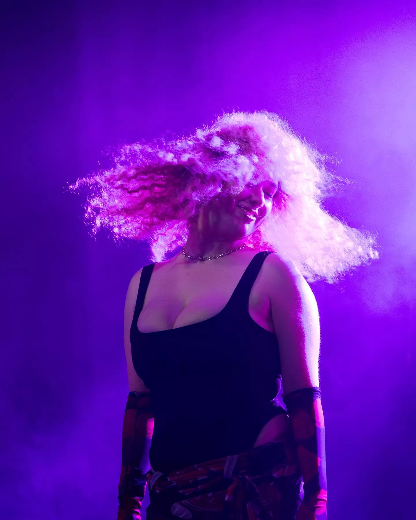 Curly hair and big assets posted by fanfareflax