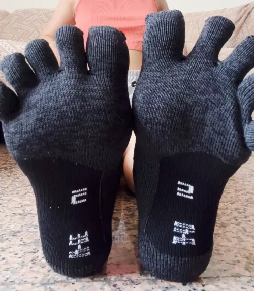 Do you like toe socks ?:) by natsweetasianfeet4