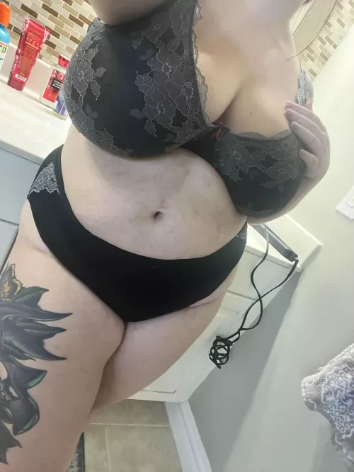 Finish undressing me by Ladytrilia