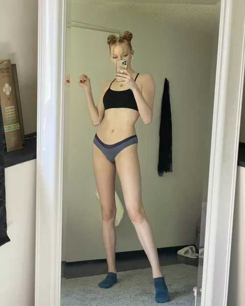 How do we feel about space buns? [F] 👽 by dreamyygem