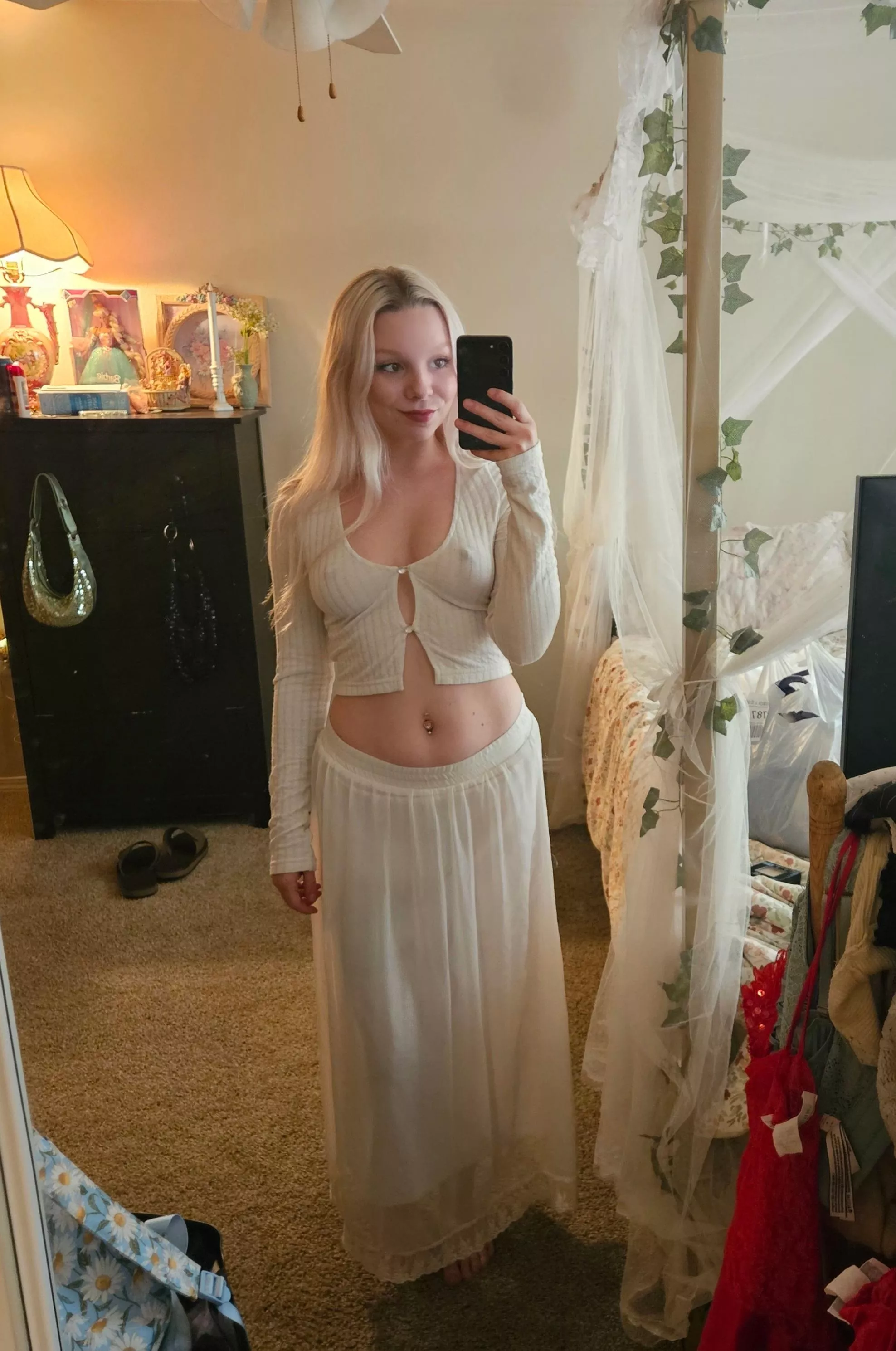 I always get a lot of stares when I wear this top  posted by averiroselyn