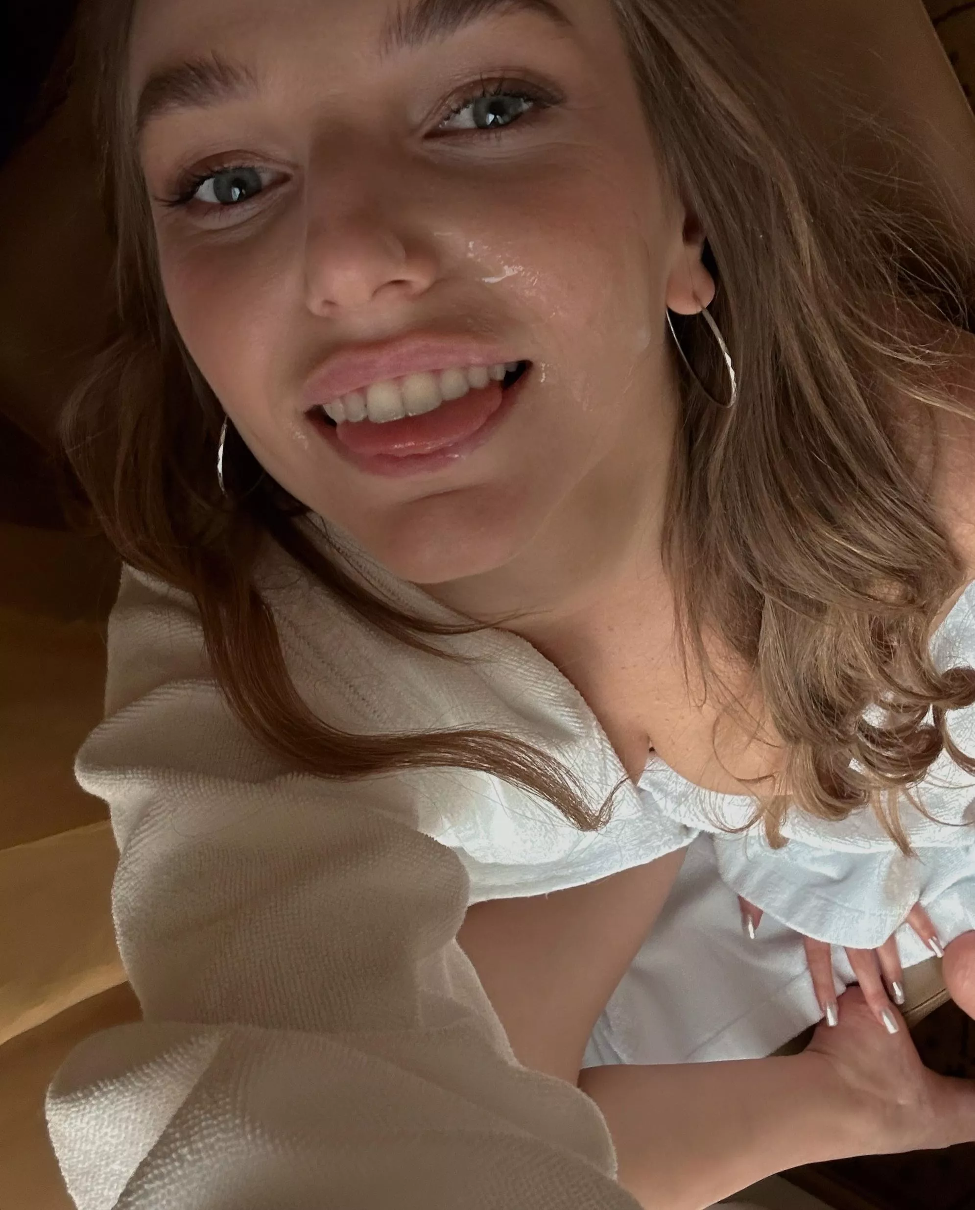 I love to extract sperm from him in the morning posted by GoldenBodyGirl