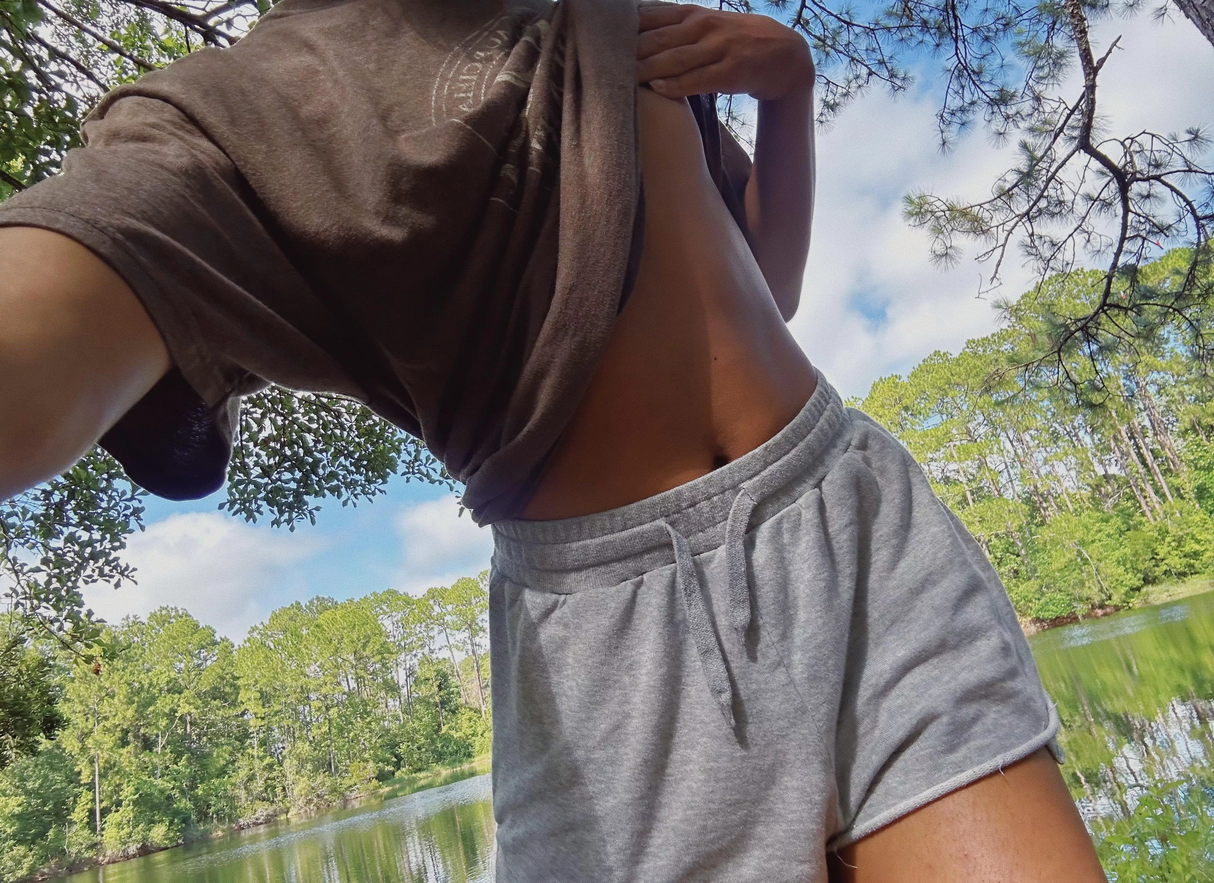 Lately, I love showing off my slim body in public…🍃 posted by str8servicerr