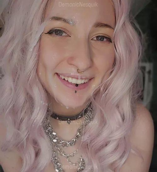 Let my face be your canvas by DemonicNesquik