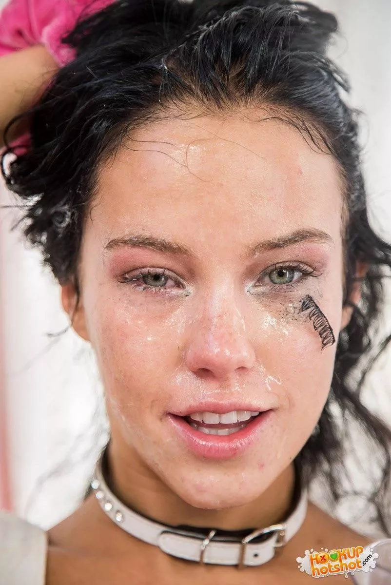 So hot posted by mp1983p