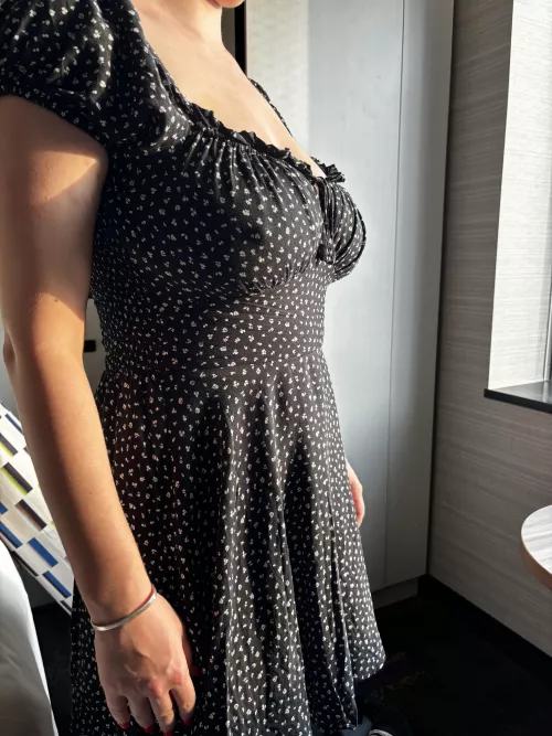 Sundress and golden hour ☀️🌻 by Blossombabyxx