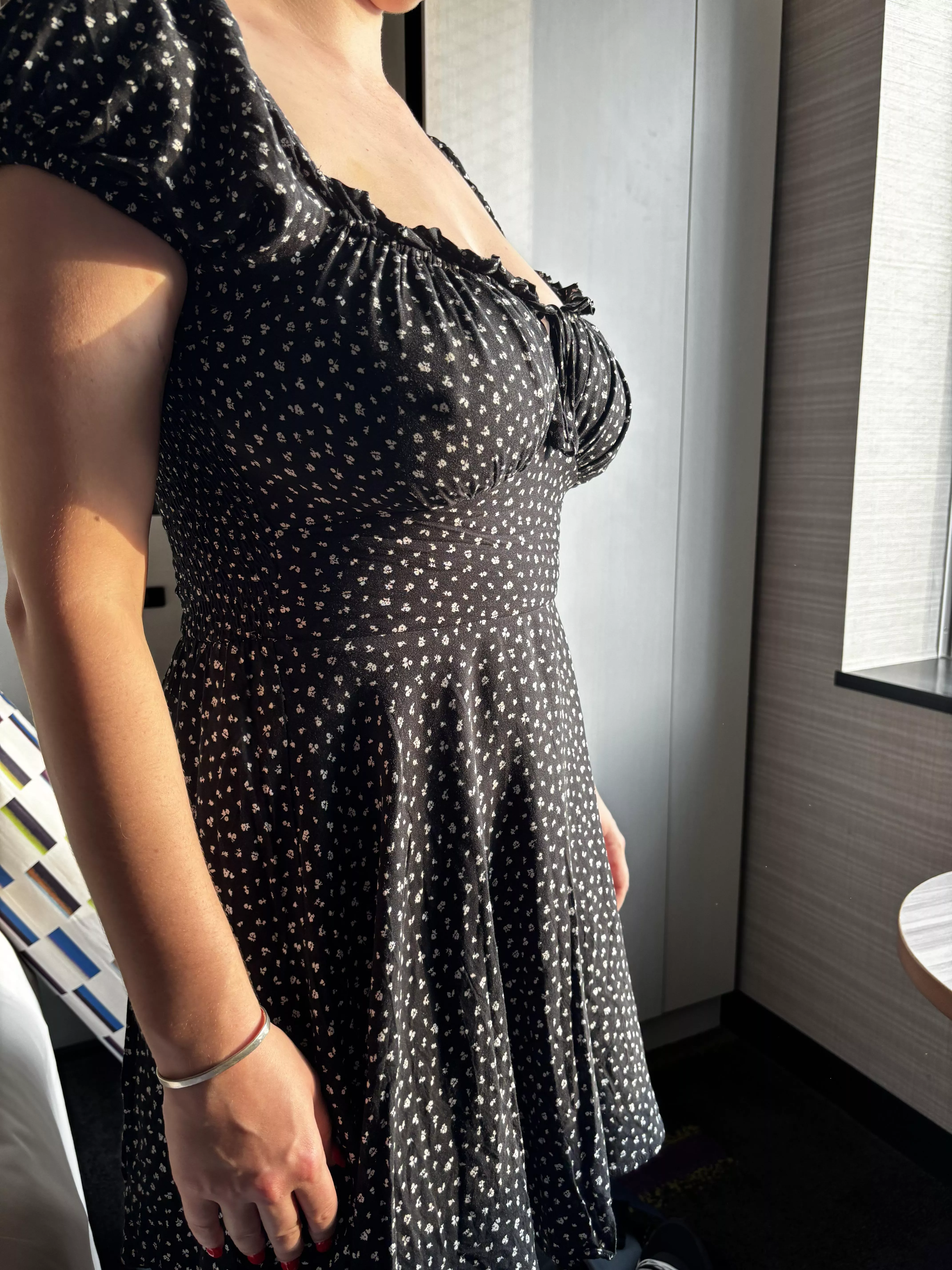 Sundress and golden hour ☀️🌻 posted by Blossombabyxx