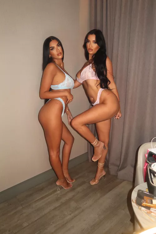 twins wants to do 3sum by Sedgley_twinsss