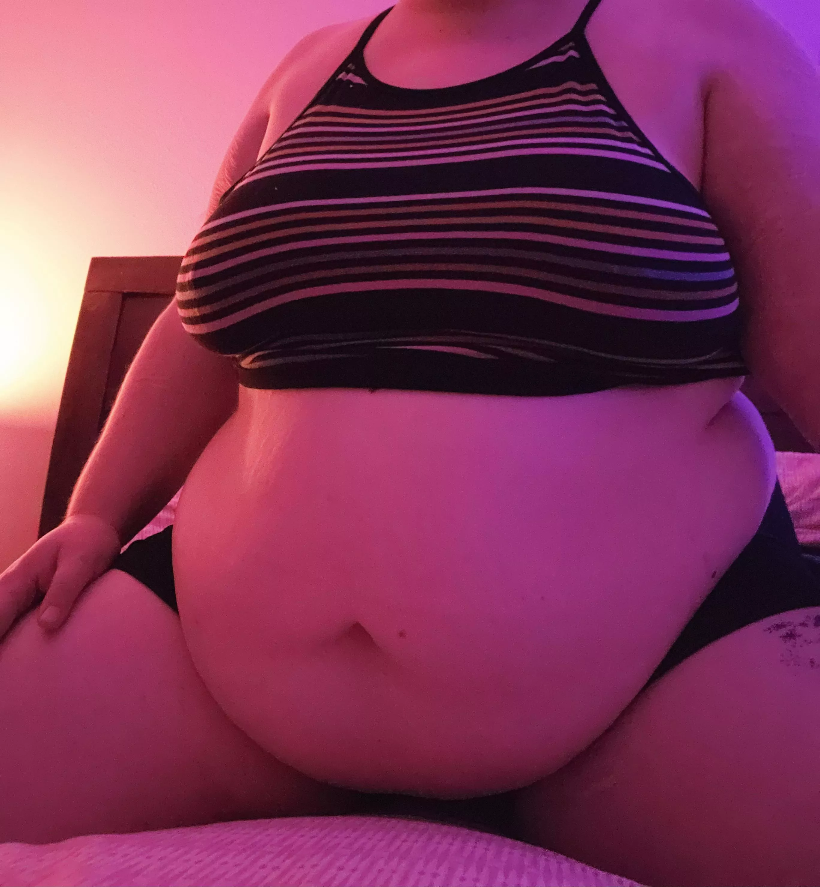 300 lbs 💕 posted by sadinthesummertime