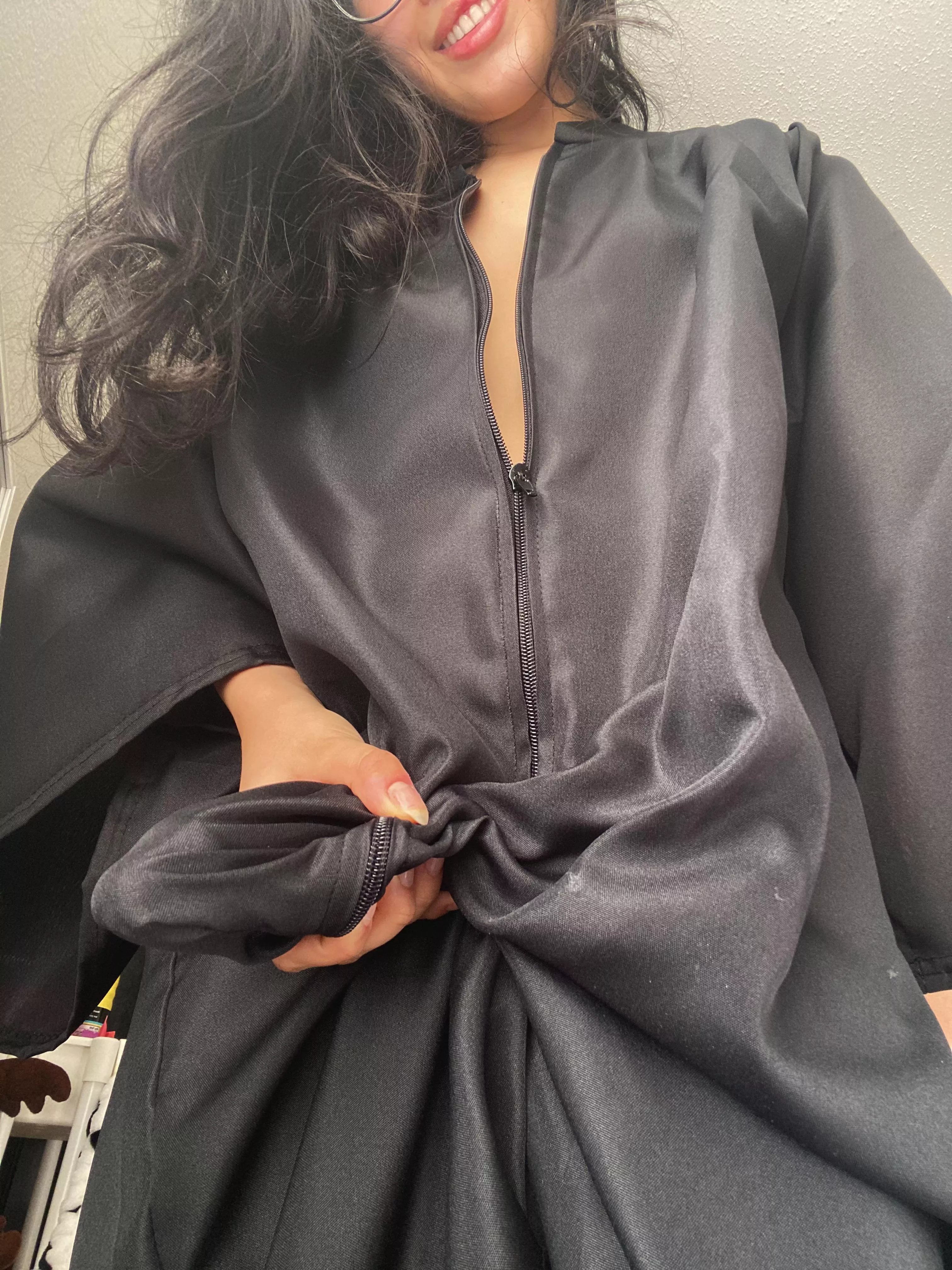 bet my professors would go crazy if they saw the bump in my gown 😏👩🏻‍🎓 posted by melanienextdoorr