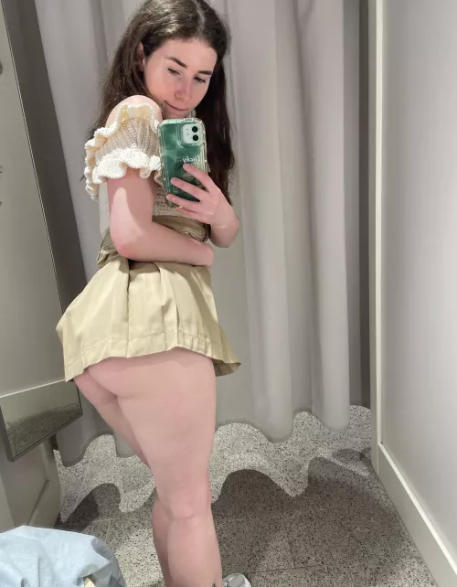 did you have something hot in the fitting room? by TenCranium71