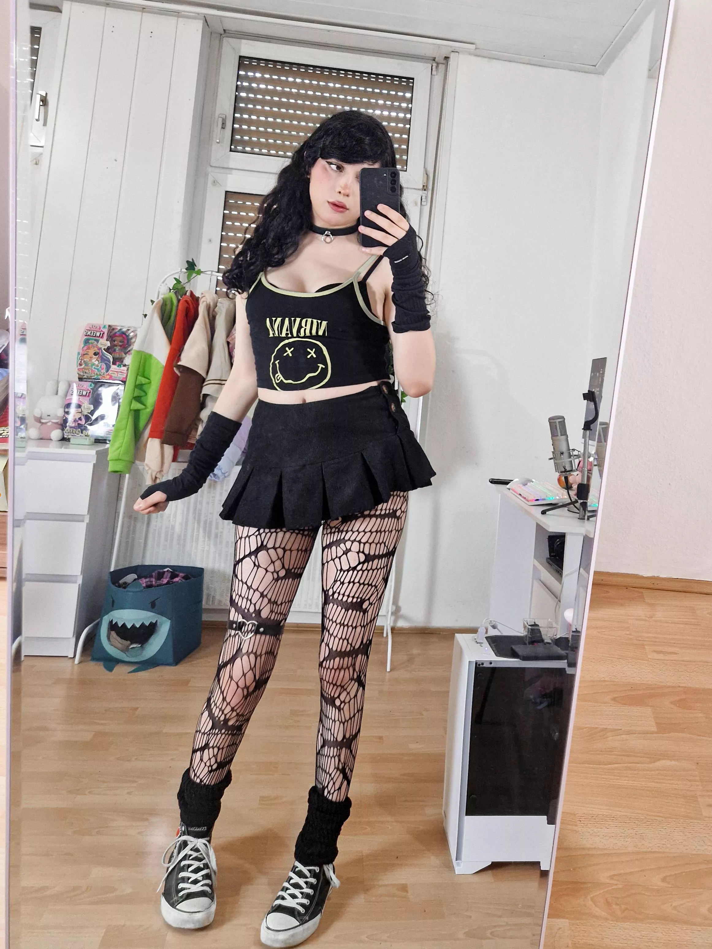 Does anyone think I'm pretty? :o posted by purutrap