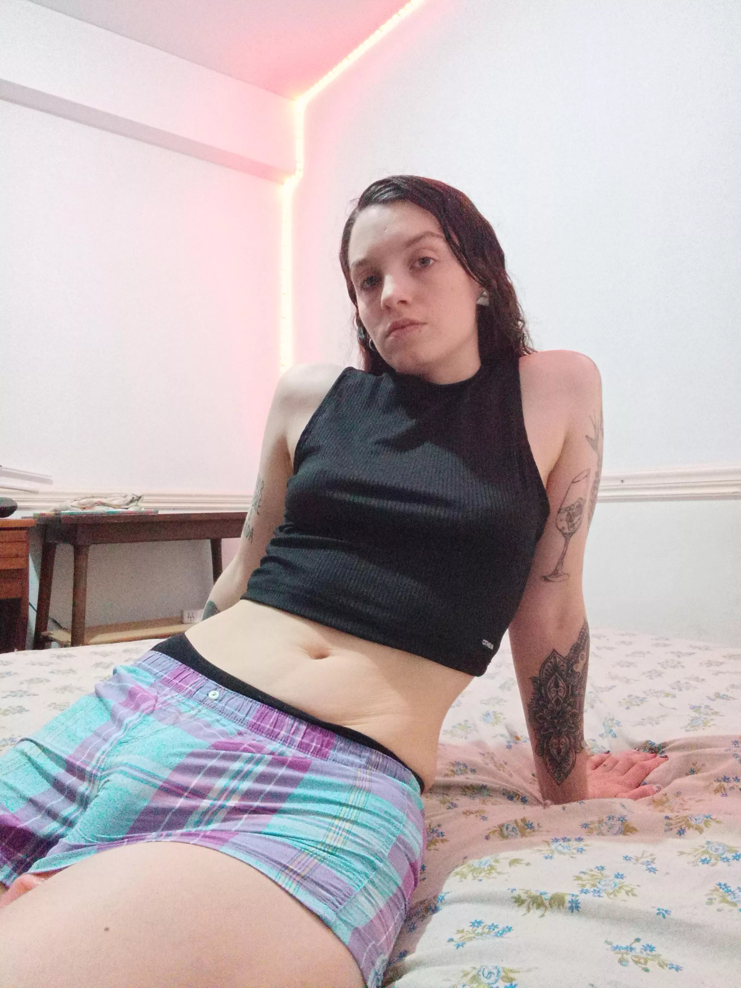 don't talk to me about love, let me dominate you posted by Eimor97