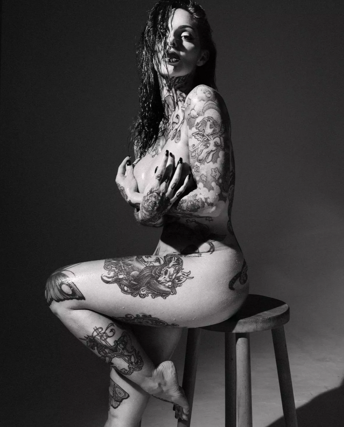 dripping wet for you 💦 posted by lananikkii6