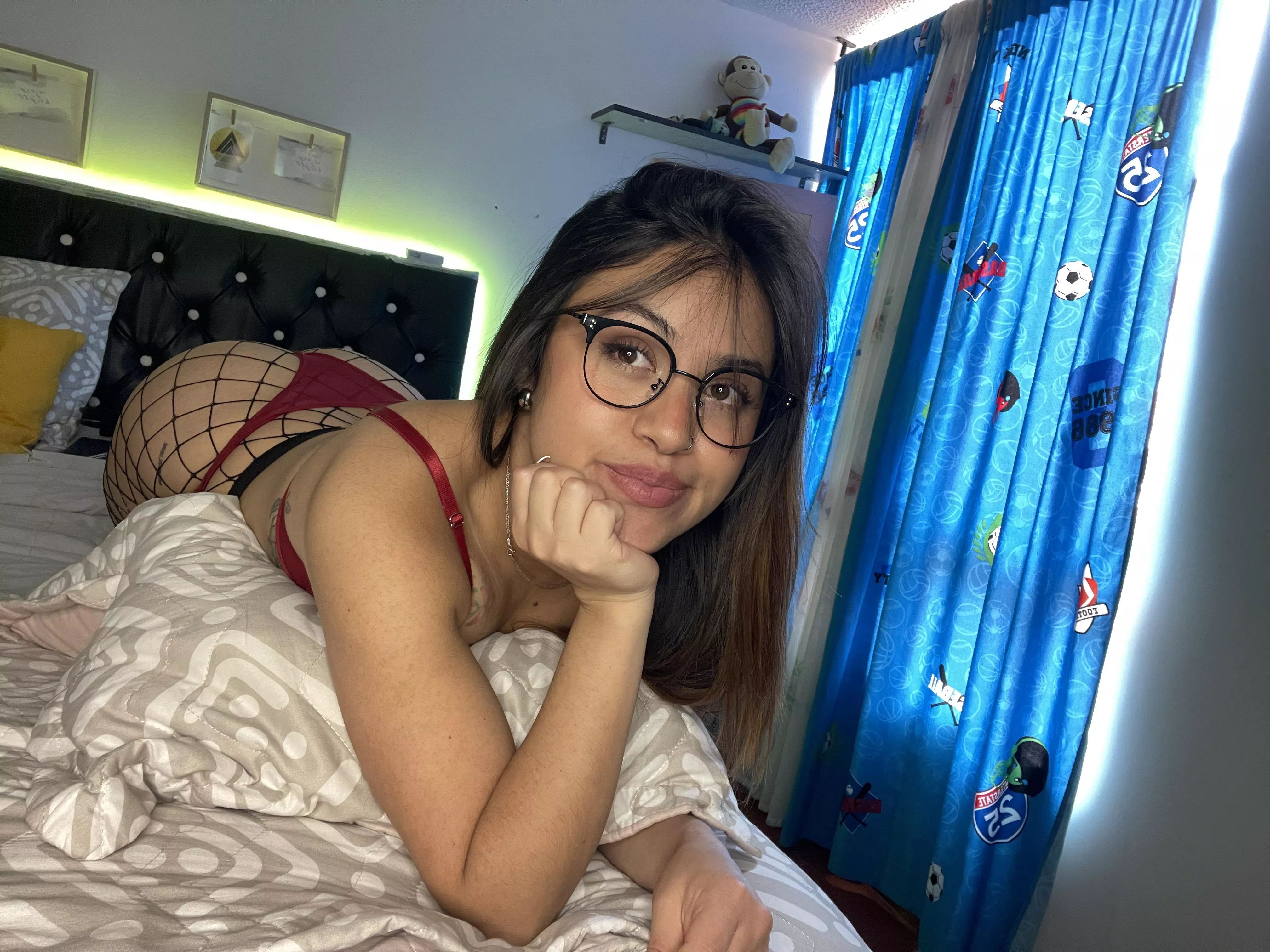 Ever seen cute latina like me? posted by Due_Service_7768