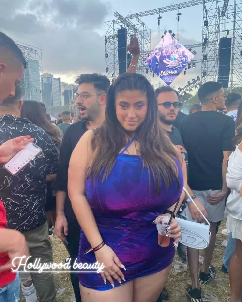 Hair rest by AteMyLegs