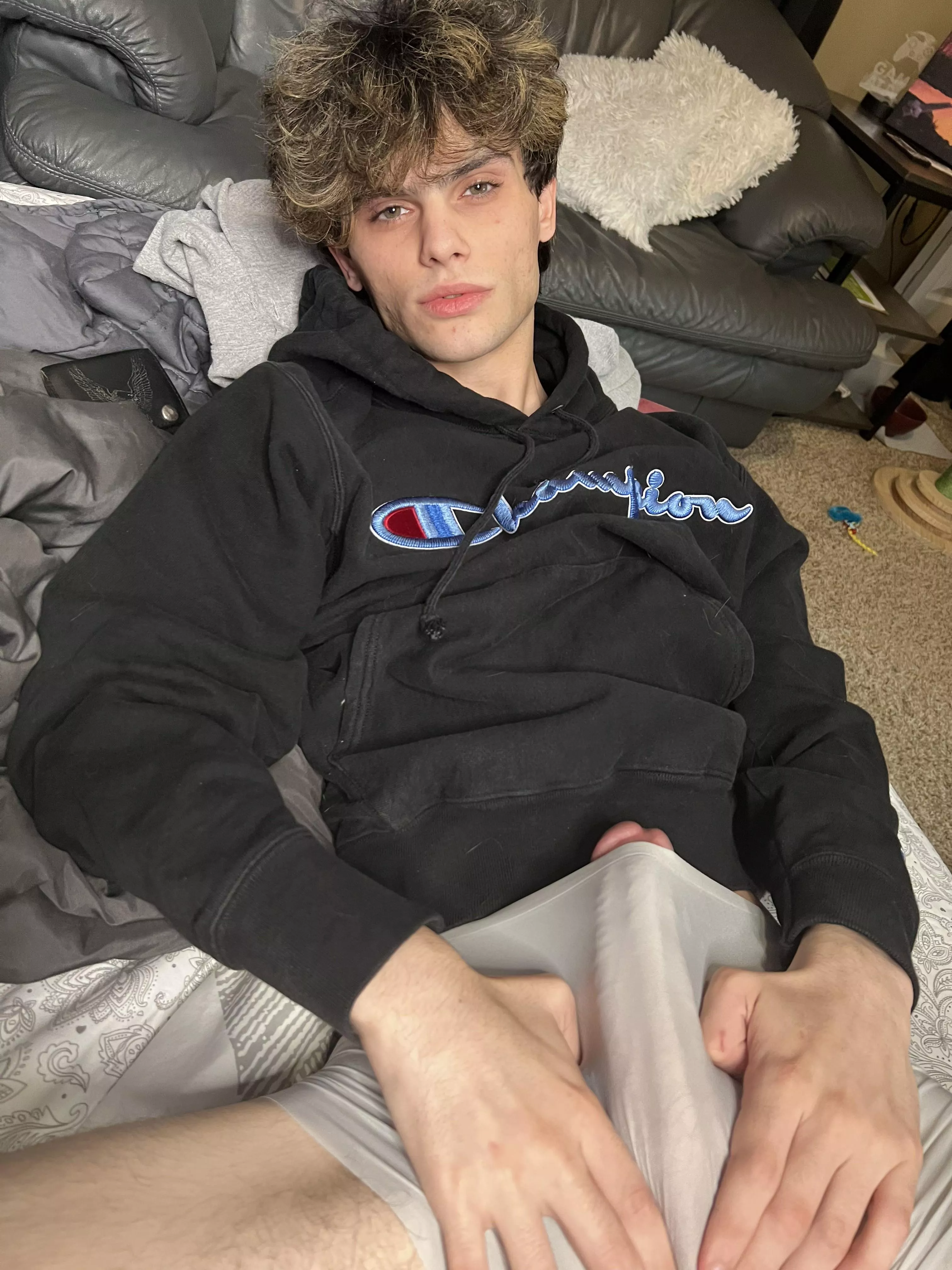 I hope we all agree that this is the best kind of brief ever made posted by Lovelyanna09x