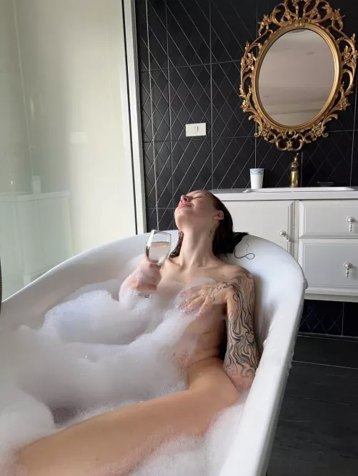 I love taking a bath with someone by CharmingDazzleGoddes