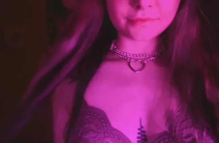 I swear I’m a good girl  by nottheghxst